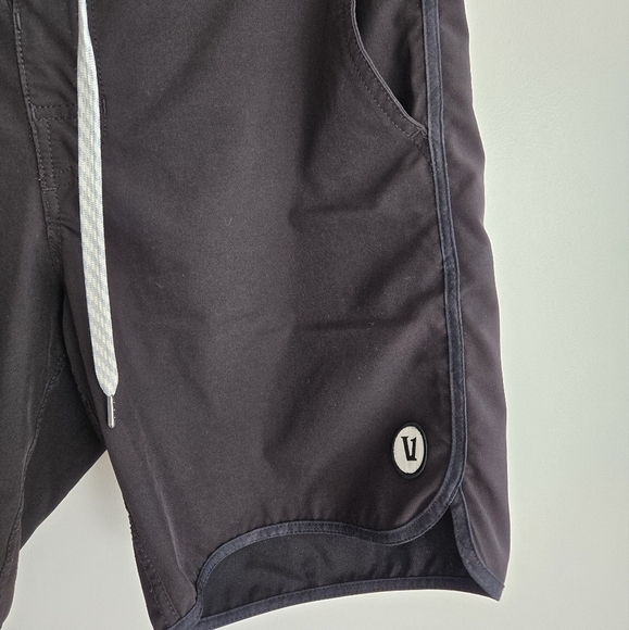 Vuroi Cruise Boardshort in Black Regular Fit size 28 - Picture 5 of 16
